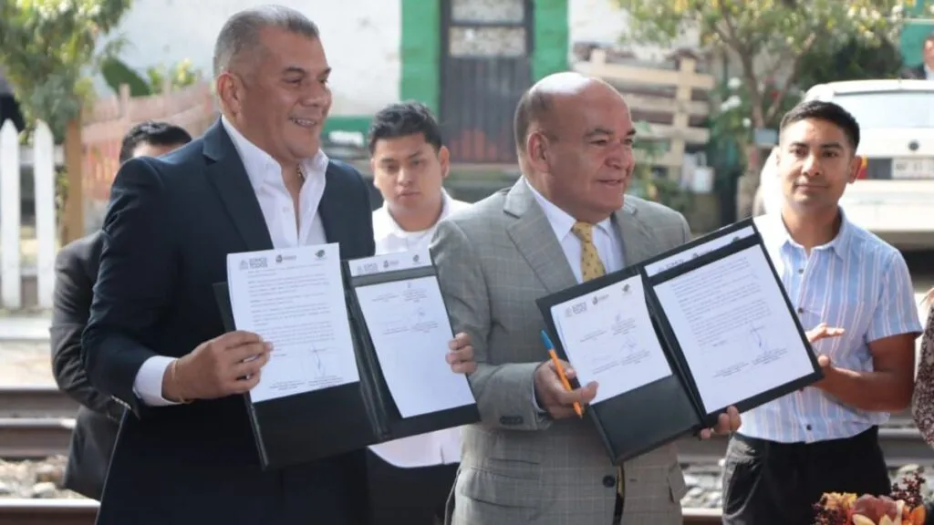 Inauguran tienda de Casart en Lerma