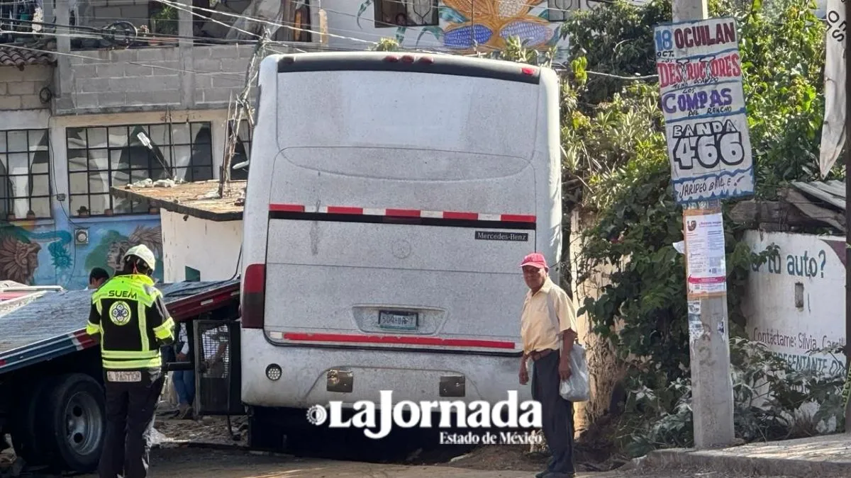 Malinalco: Autobús choca y deja más de 20 heridos y 4 muertos