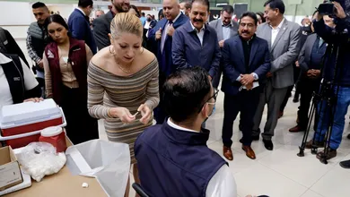 Los módulos operan en sedes sindicales del SMSEM y del SNTE, en horario de lunes a viernes de 8:00 a 12:00 horas y de 14:00 a 18:00 horas.