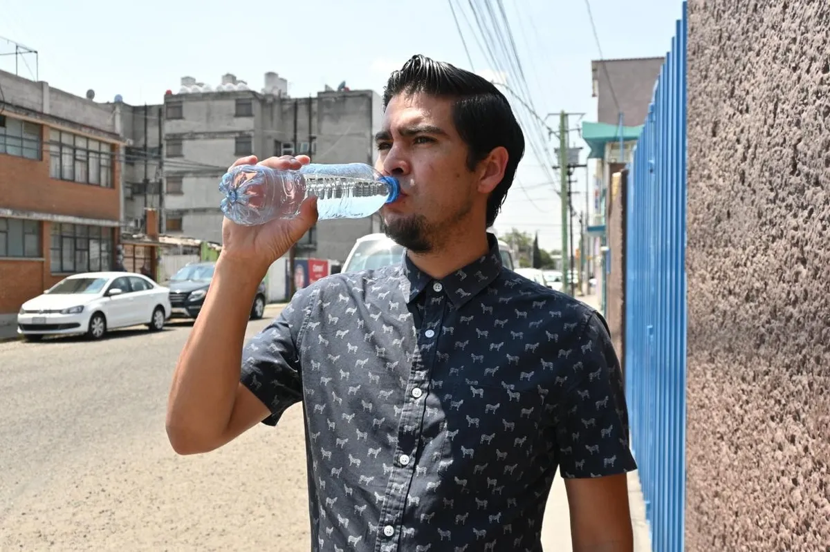 Ante el aumento de la temperatura ambiental, es fundamental cuidar la salud.