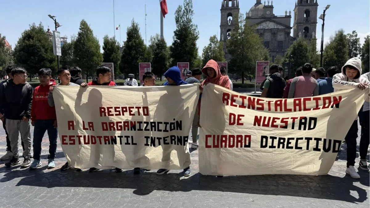 Estudiantes de Tenería de Tenancingo exigen respeto a acuerdos en