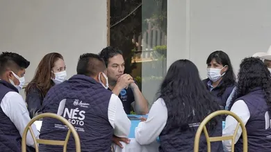 Enrique Vargas en reunión con miembros del PAN