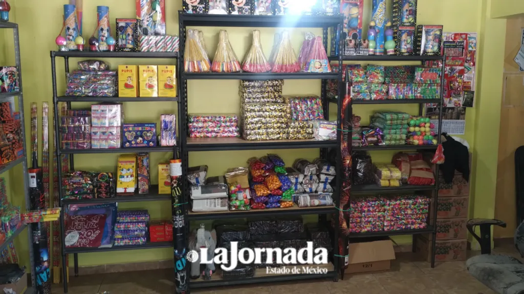 Pirotécnicos de Almoloya de Juárez esperan incremento de hasta 70 % en ventas