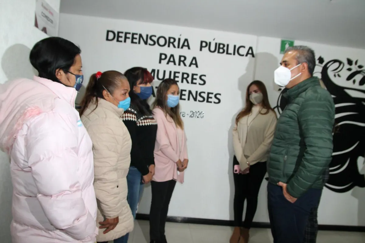 Servicio legal gratuito a mujeres para divorcios en Ecatepec