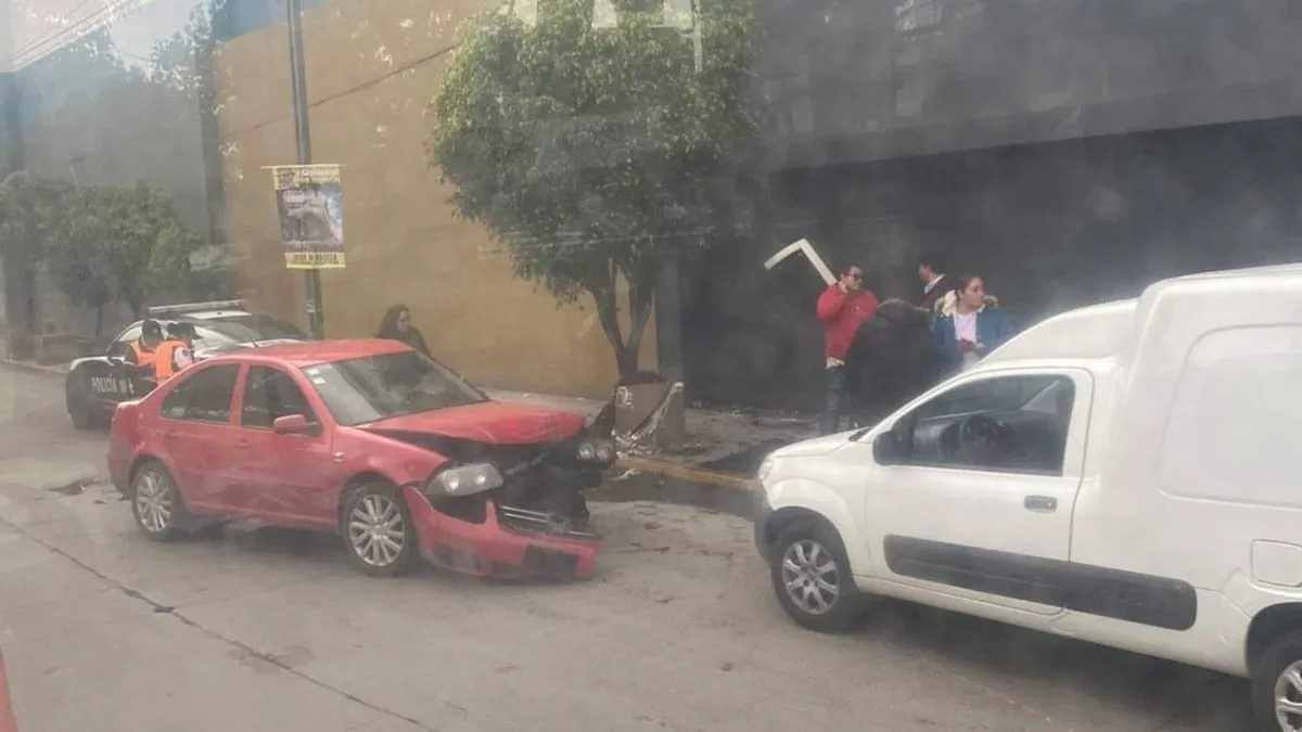 Accidente vial obstruye Paseo Tollocan a la altura del Radisson