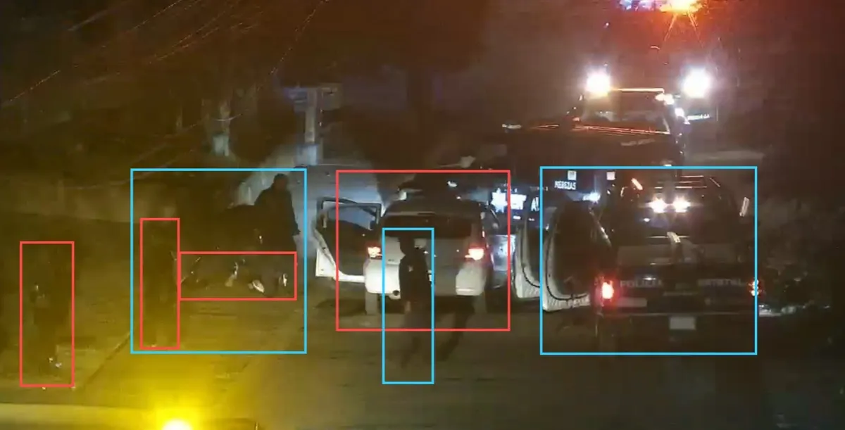 Exigían ocho mil pesos por “derecho de piso”; terminan detenidos en Metepec