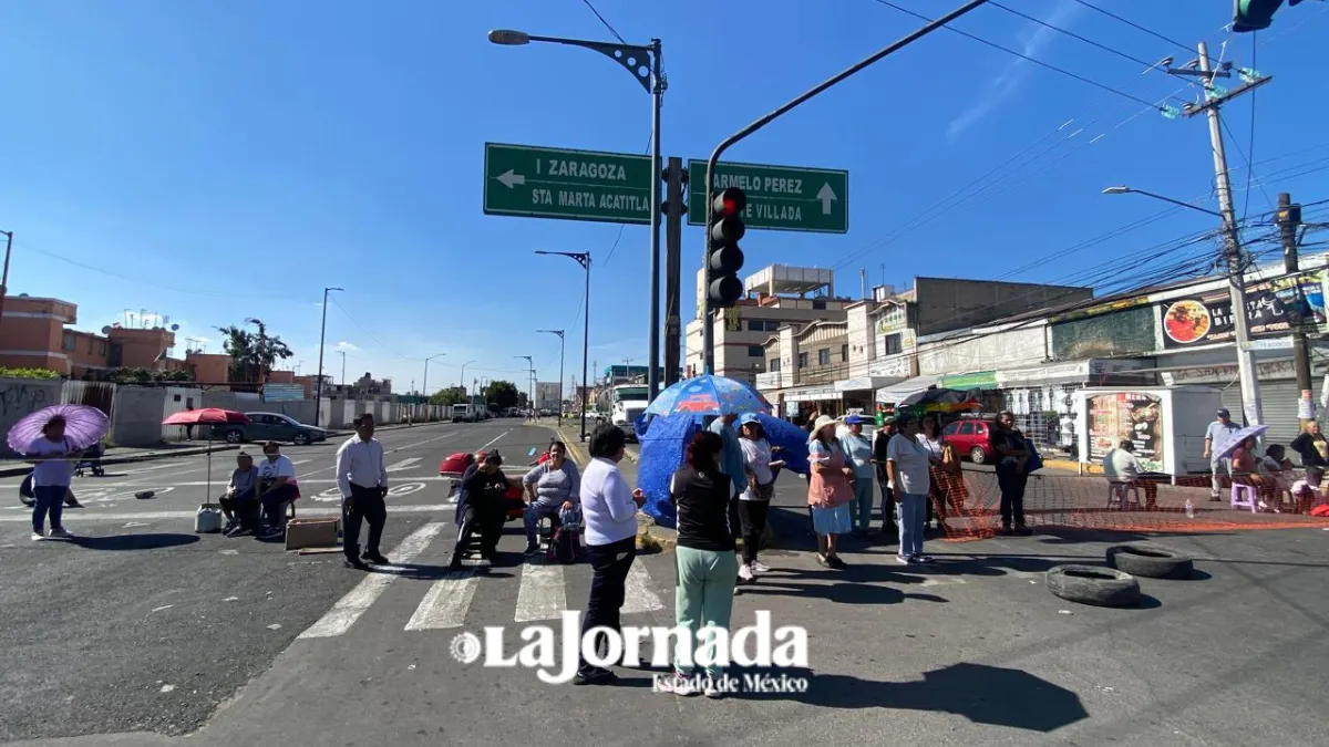 Vecinos de Neza afectados por inundaciones claman apoyo