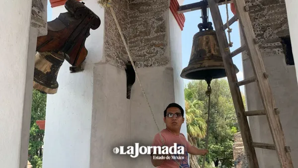Doblan campanas en 600 iglesias de Ecatepec por muerte del Papa Francisco