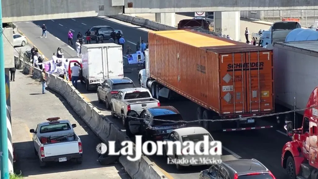 Colectivos de personas desaparecidas reactivan movilizaciones y desquician la México-Toluca