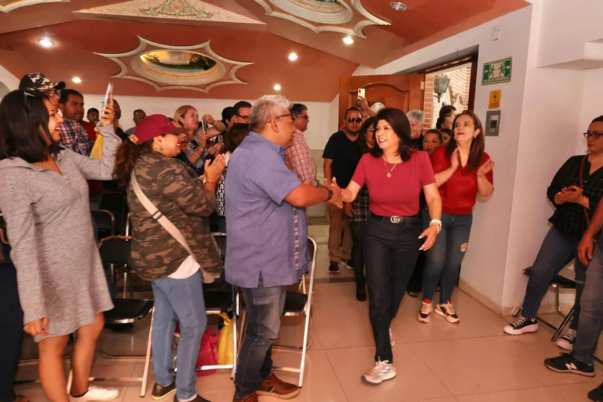 Se suman priistas a Morena en Tecámac