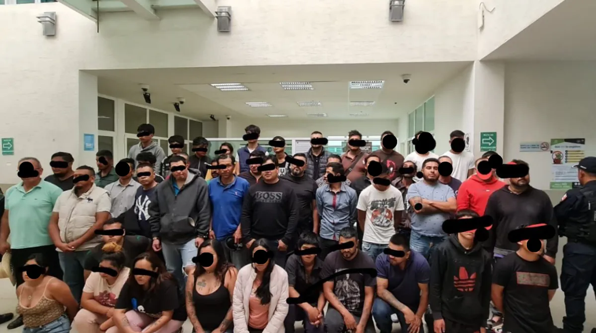 Detienen en flagrancia a 50 invasores en un fraccionamiento de Texcoco