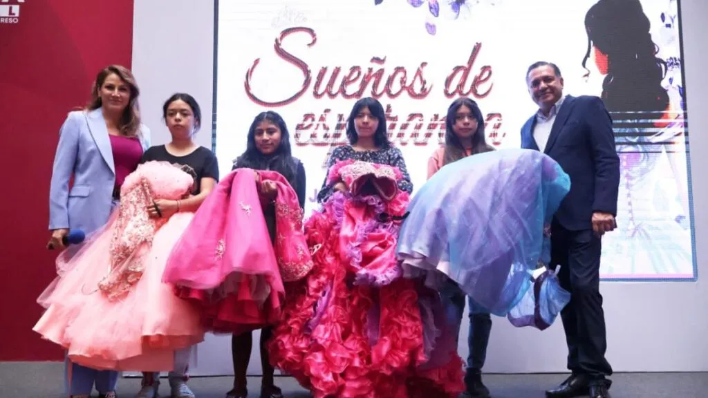 Cumplirán Rocío Pegueros y Ricardo Moreno su celebración de 15 años a adolescentes toluqueñas