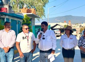 Nazario Gutiérrez entrega pavimentación y drenaje en la colonia Lázaro Cárdenas INAMEX
