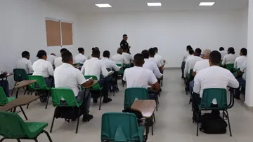 Ecatepec envía a 170 cadetes a capacitación policial de seis meses