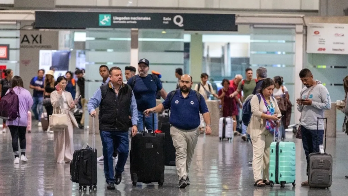 Líneas de WhatsApp del AICM brindan apoyo en tiempo real durante los trabajos de modernización.