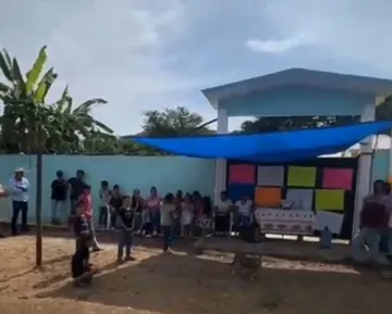 Marcharán de Luvianos a Toluca: exigen a Delfina Gómez maestros para primaria rural abandonada