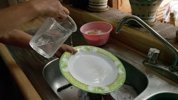 Las autoridades señalaron que durante esta temporada suele incrementarse el consumo de agua debido a actividades recreativas y domésticas.