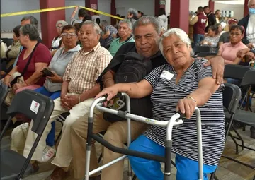 Dignidad y Autonomía: Gobierno de Delfina Gómez invierte 6.8 mdp en movilidad para adultos mayores