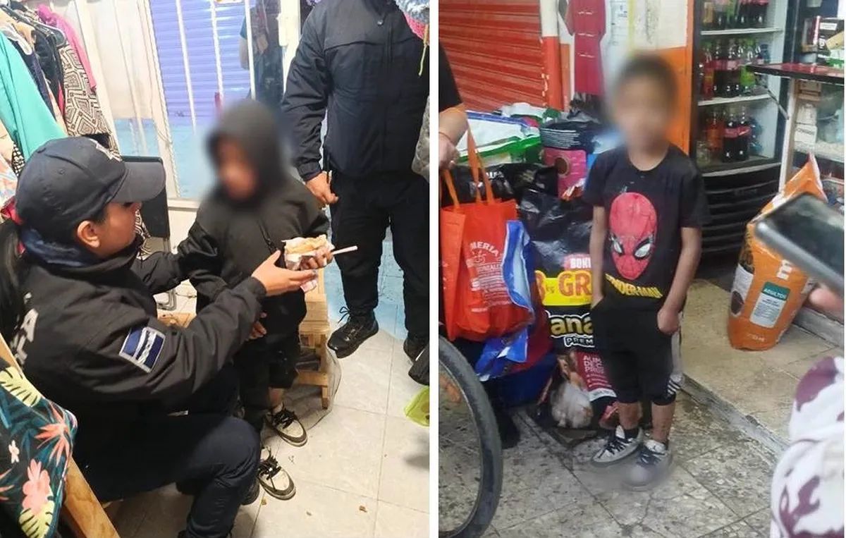 El niño, identificado como Pablo, llegó al lugar acompañado de una mujer que aparentemente era su madre, misma que momentos después lo dejó afuera de un local comercial y posteriormente salió corriendo, sin regresar por él.