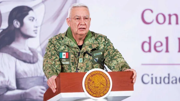 General Ricardo Trevilla reconstruye acción militar; termina conmovido