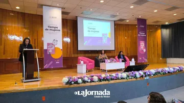 Poder de las mujeres debe dejar de masculinizarse: Karina Vaquera
