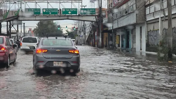 Inundaciones por lluvia y granizo afectan Cuautitlán Izcalli, Tultitlán y Coacalco