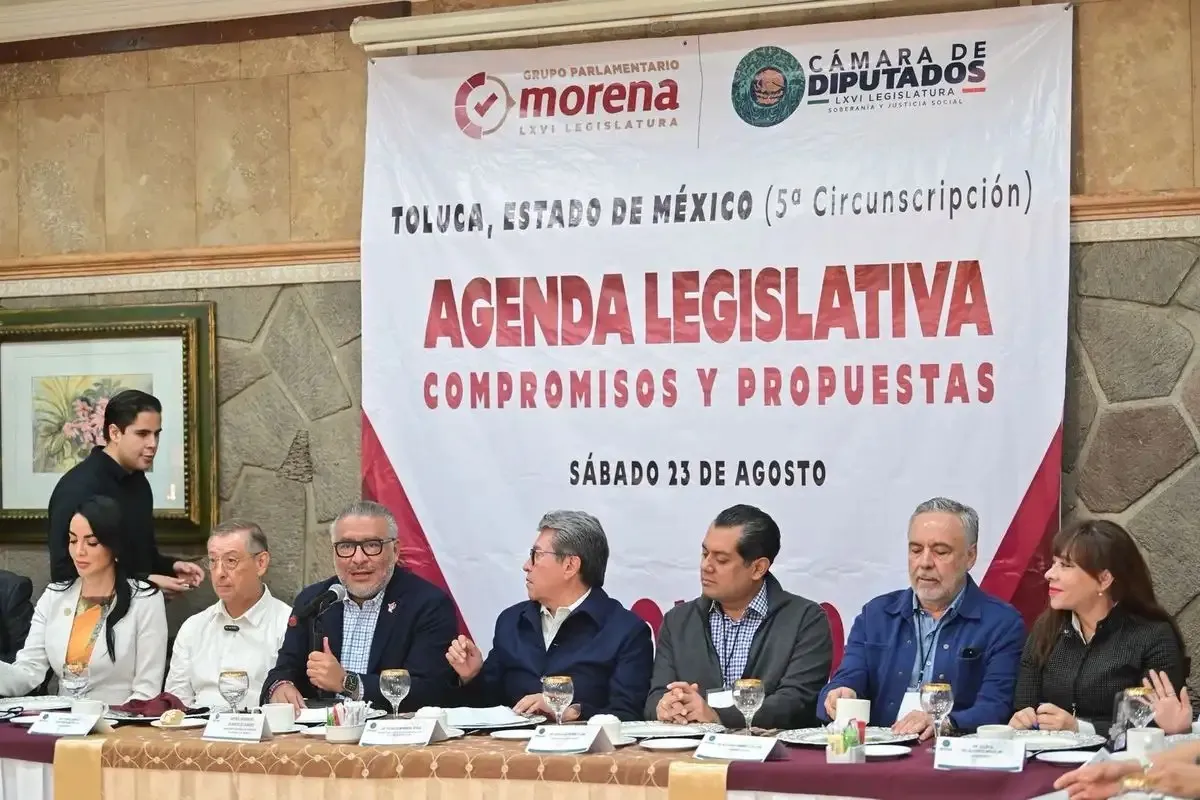 En la reunión, la bancada federal mexiquense asumió el compromiso de sacar adelante iniciativas y reformas.