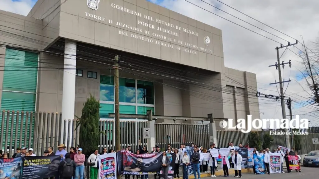Médicos piden no criminalizar el acto médico-quirúrgico; piden juicio justo para Jesús Fernando Romero