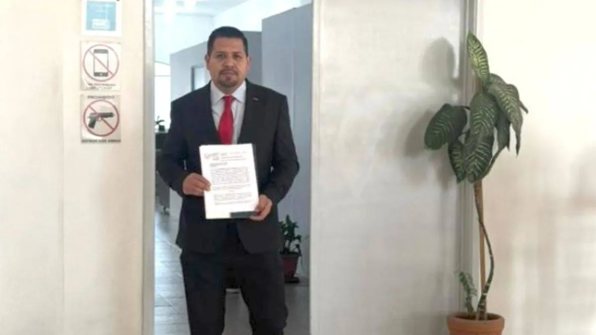 Edomex: Presentan denuncia a Oscar González Yáñez por usurpación de funciones