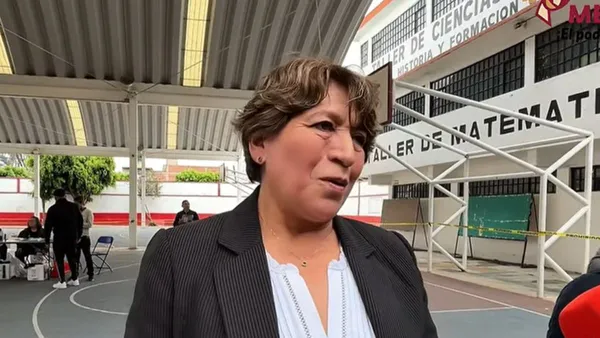 Delfina Gómez emitió su voto en Texcoco