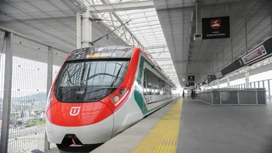 Este sistema de transporte, impulsado por la presidenta Claudia Sheinbaum, conecta a Toluca con la Ciudad de México en un recorrido aproximado de 40 minutos.