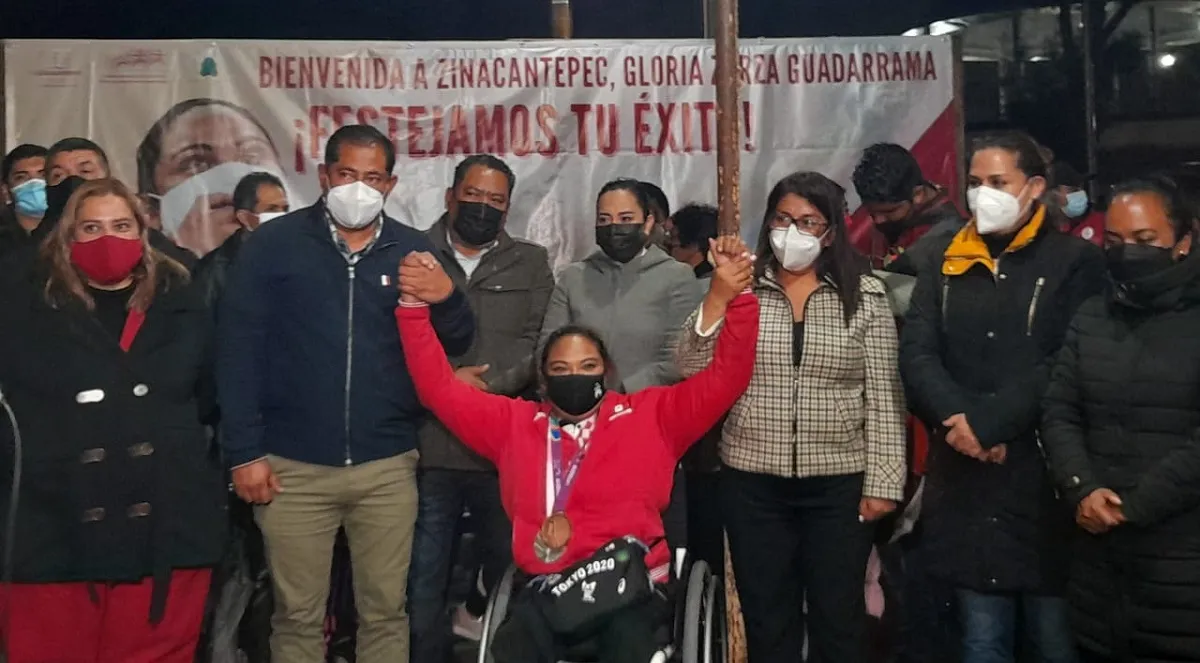 Video: Dedicarán plaza en Zinacantepec a la medallista Gloria Zarza