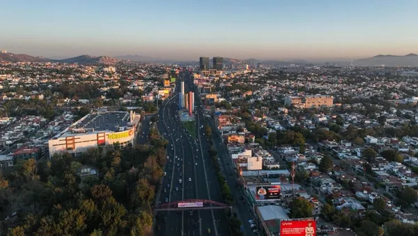 Empresarios de UNIDEM piden replantear horarios de obras en Periférico Norte