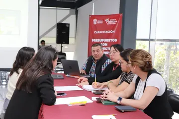 Capacitan en Edomex a 225 funcionarios para reducir brechas de género desde el presupuesto