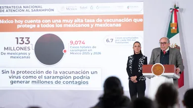 El gobierno federal lanzó un plan de vacunación con 28 millones de dosis para frenar el sarampión en México y priorizar a niñas, niños y personas en estados con más contagios.