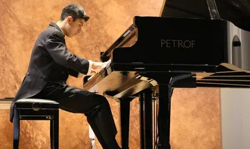 Leo Miranda, texcocano de 14 años, gana concurso nacional de piano