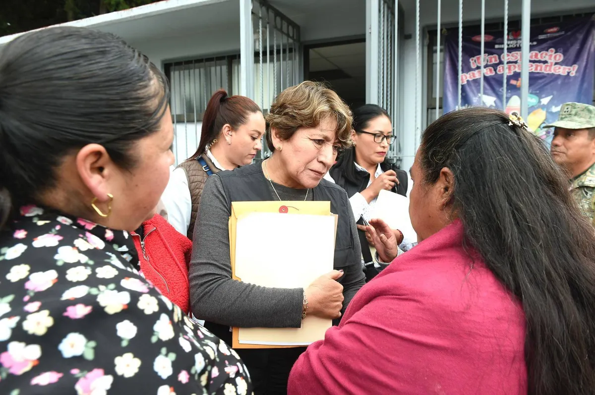 Delfina Gómez fortalece compromisos en  Texcaltitlán