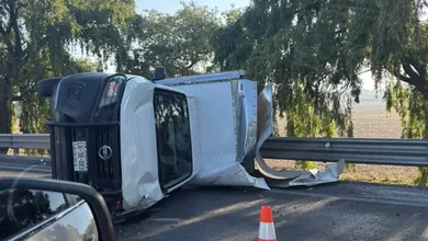 Se recomienda manejar con precaución y evitar conducir en condiciones de fatiga.