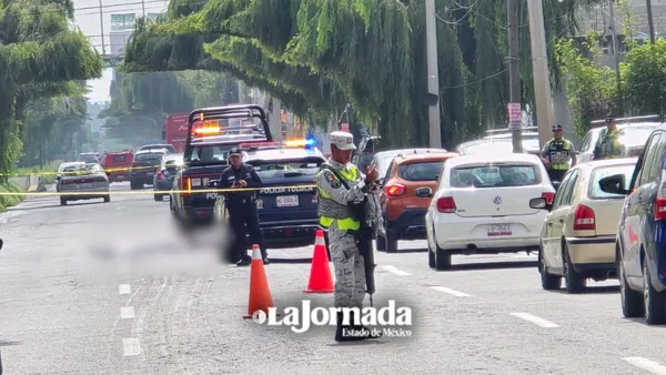 Ciclista muere tras ser atropellado en Calzada del Pacífico, Capultitlán