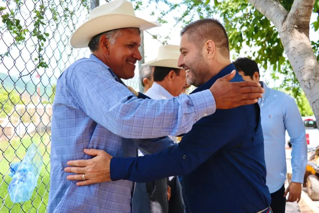 José Paz López arranca el programa social “Abanicos 2026” en la sierra de Badiraguato