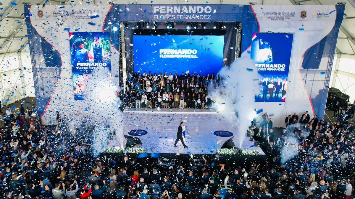 Fernando Flores realiza primer Informe de Gobierno en Metepec