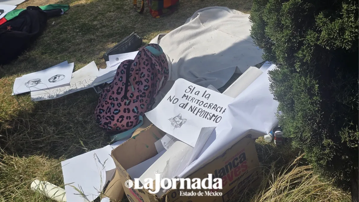 Facultad de Ciencias de la Conducta de UAEMéx denuncian falta de atención e infraestructura universitaria