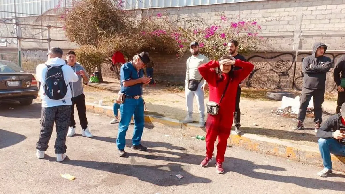 Barberos protestan en la México-Querétaro