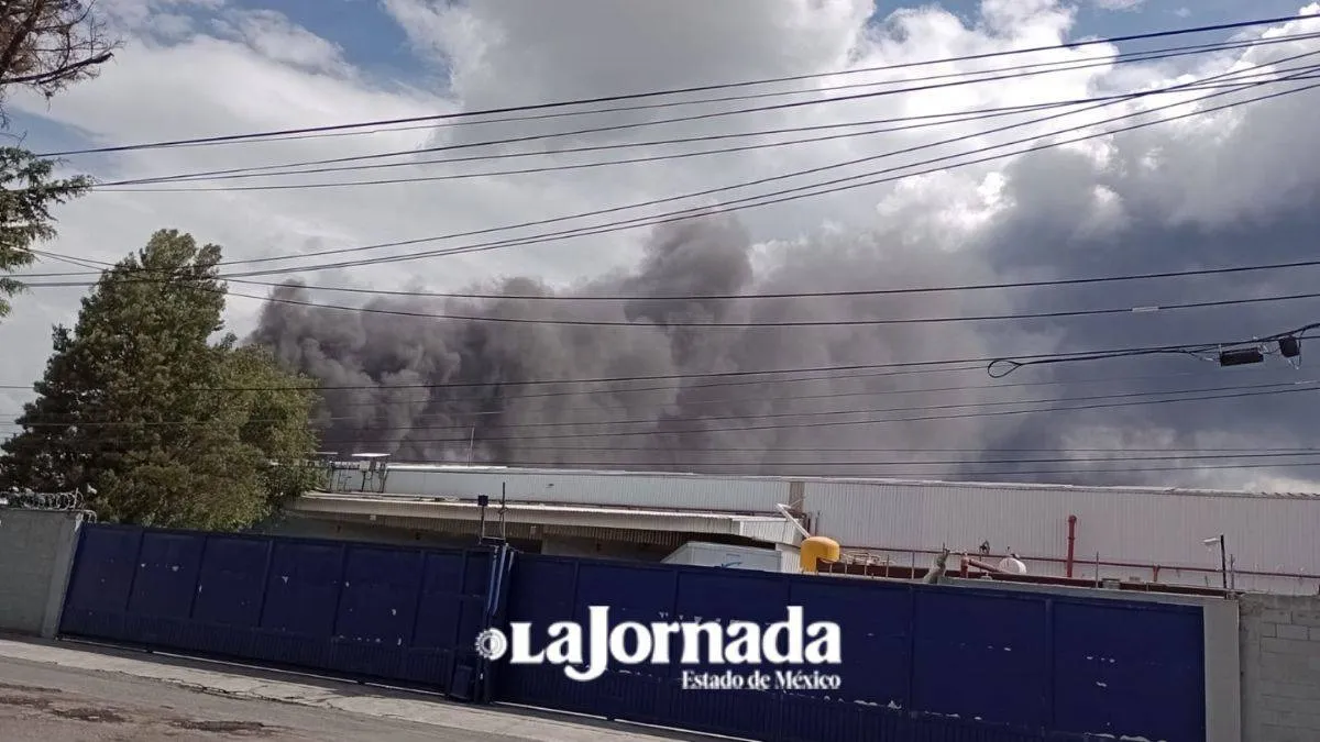 Lerma: Incendio en fabrica de lubricantes