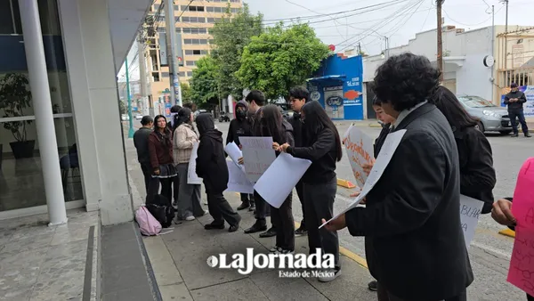 Estudiantes denuncian irregularidades en Univer Milenium Campus Ciencias de la Salud, Toluca