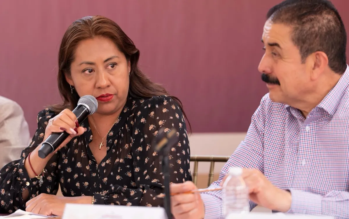 Encabeza Xóchitl Flores obras educativas e hídricas regionales