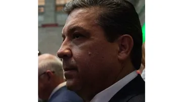 El propio Cabeza de Vaca informó el pasado domingo que la Interpol “anuló la notificación de ficha roja".