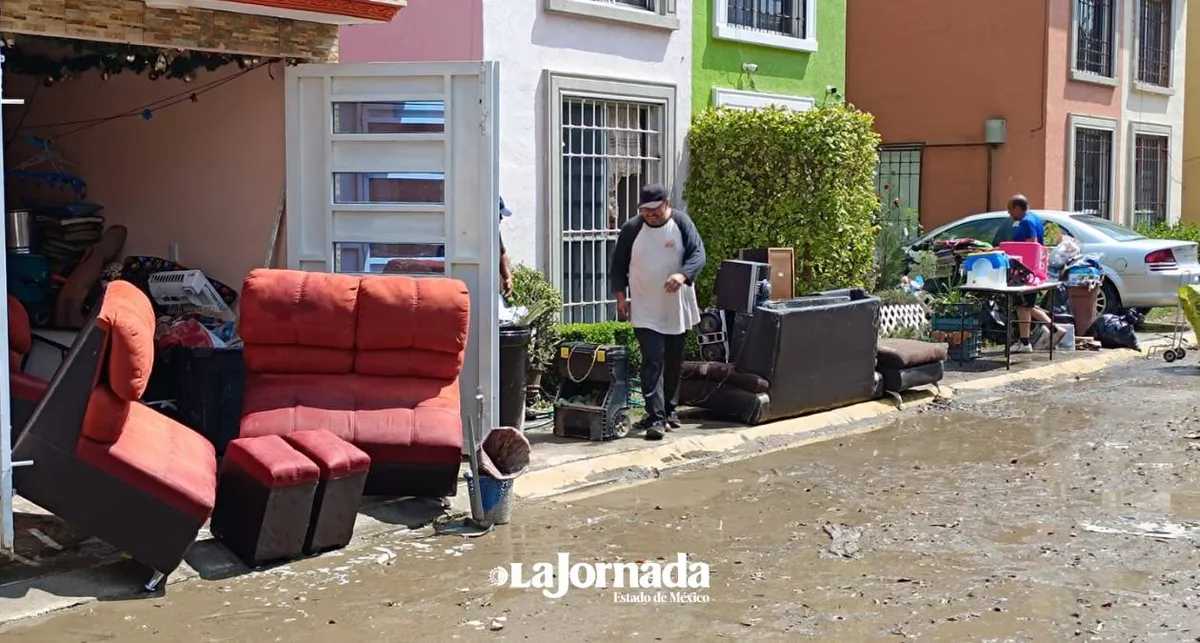 Chicoloapan: Inundaciones por lluvias afectan a más de 200 familias