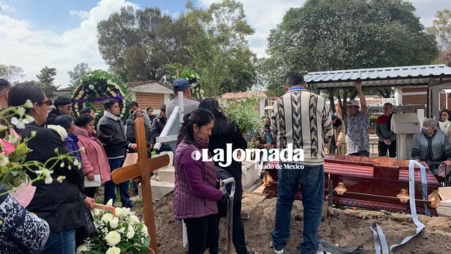 Texcoco: Despiden a Michelle, la joven que murió tras “portazo” en concierto