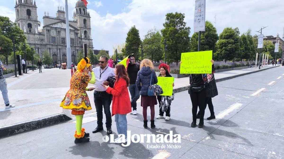 Toluca: Pintacaritas y payasitas cierran Lerdo